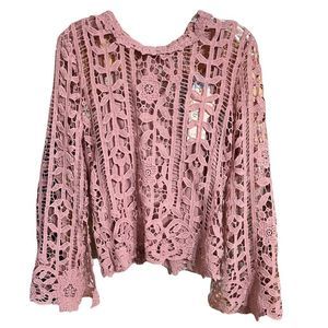 La Reyna Blush Pink Boho Laced See Thru Layered Split Flare Sleeve Top Sz L NWT